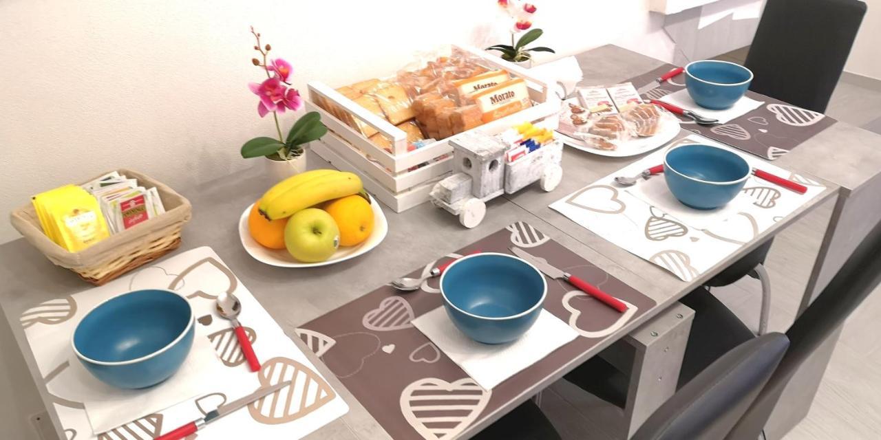 A Casa Di Fede Apartment โดลเชอักกวา ภายนอก รูปภาพ