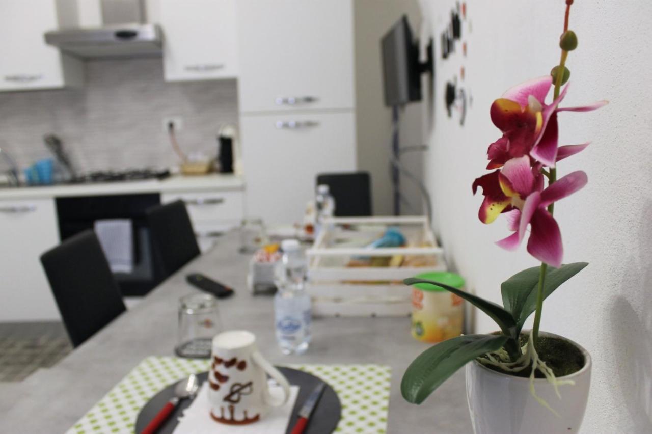 A Casa Di Fede Apartment โดลเชอักกวา ภายนอก รูปภาพ